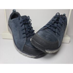 Woman's Clarks Wave Go Waterproof Shoes 9.5 Walking Sneakers Navy Blue Leather